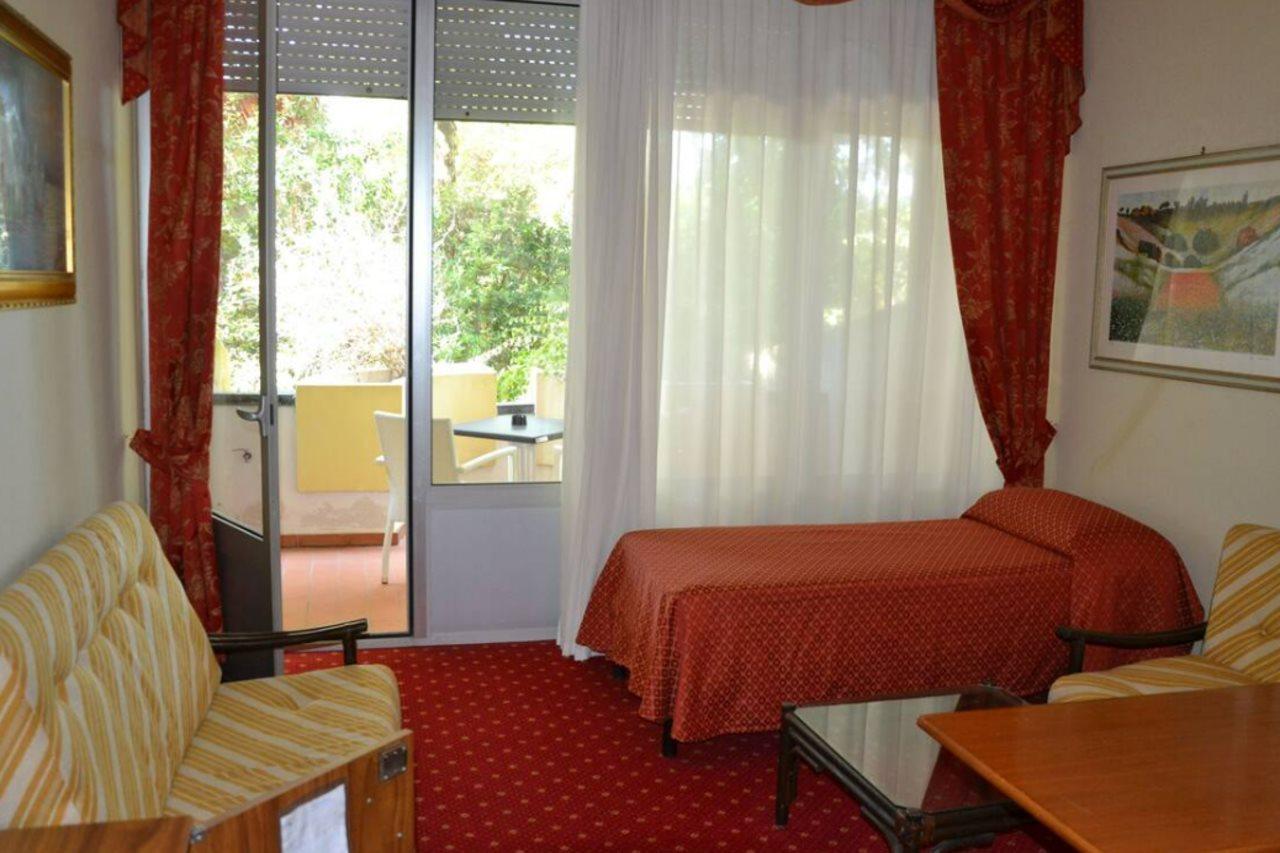 Park Hotel Ravenna Марина ди Равена Екстериор снимка