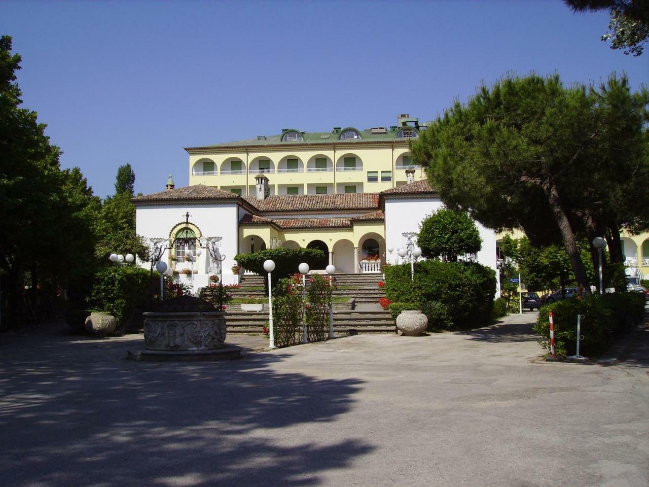 Park Hotel Ravenna Марина ди Равена Екстериор снимка