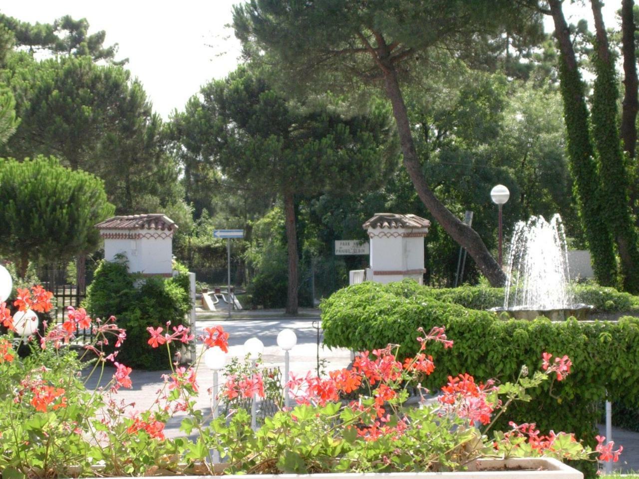 Park Hotel Ravenna Марина ди Равена Екстериор снимка
